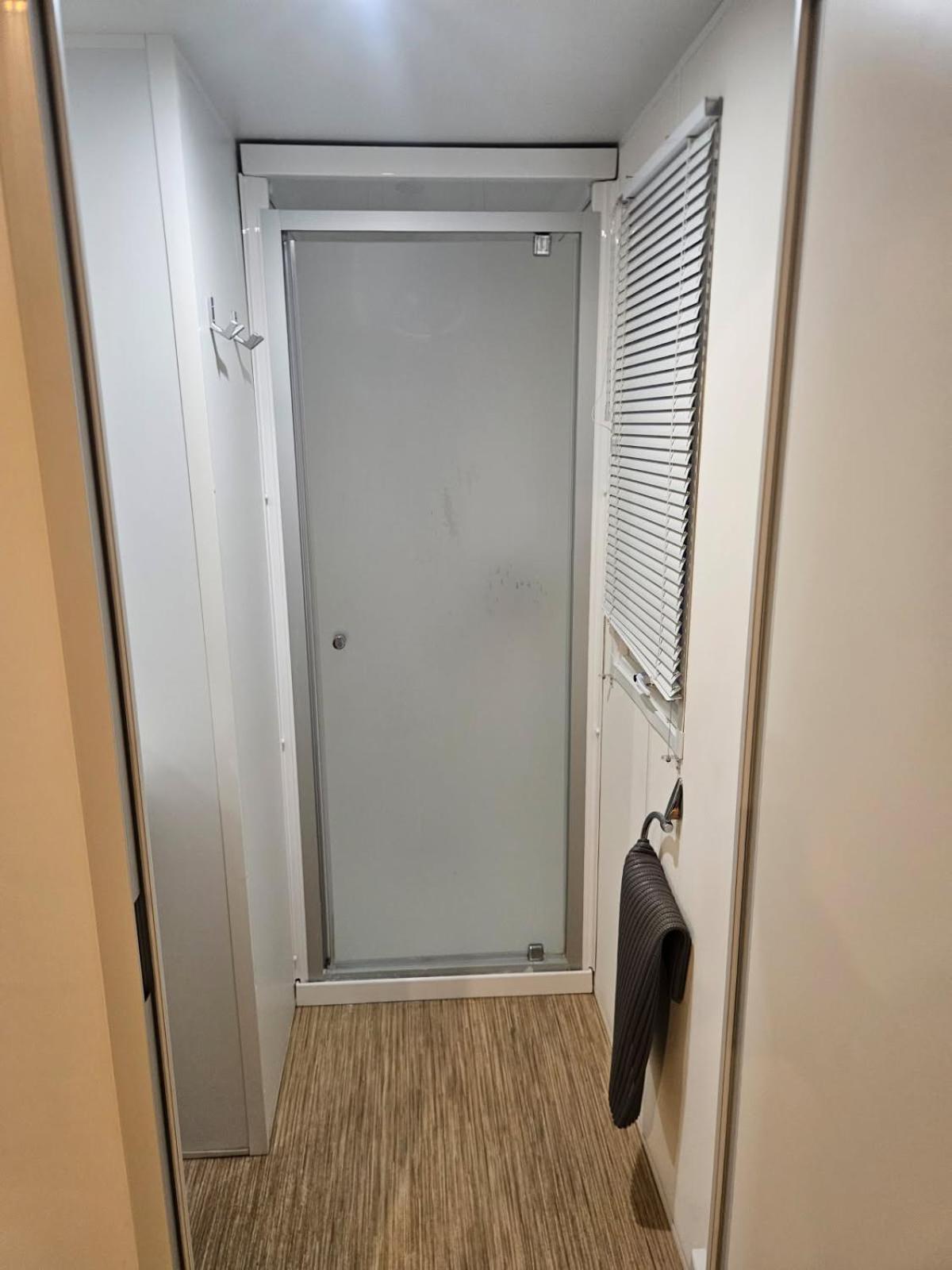 Mobil-Home 6 Personnes Chez Maylia Cadenet Exterior foto